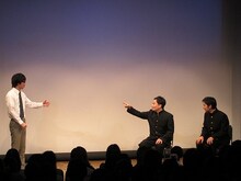 鬼ヶ島。先生のデート現場を発見した生徒たちは大はしゃぎで先生をはやしたてるが……。