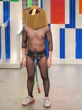 増谷キートン「六甲のおいしい水虫」。皮ふ科に属し、梅雨の女子のブーツの中に生息。触覚のダウジングと、股間のLEDライトで餌を探す。