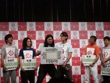 見事な山手線暗唱をしてみせたハイキングウォーキング。目黒の「目黒・空中庭園 親子で都会の庭遊び」と「目黒駅前夏祭り」に出演。