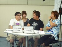 イジリーは神奈月がかつてホリプロに紫のスーツでネタ見せに来たことがあると暴露。神奈月が「ホリプロ入らせてよ」と言うと、イジリーは「太田プロの方がいいじゃん。AKB48のトップに会える」と言い返した。しかし神奈月は「会えないんだよ。会うのはマシンガンズ」とガッカリ。