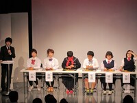 全員制服で挑んだ「第1回ヤメテクレヨパトラ大喜利総選挙」。司会はうしろシティ阿諏訪。阿諏訪の心には関根の「ゲーム3連発回答」が響いたそう。