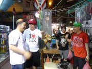 「ノープランロケ第7弾 in 香港・マカオ」の一場面。(c)バナナ炎パートナーズ