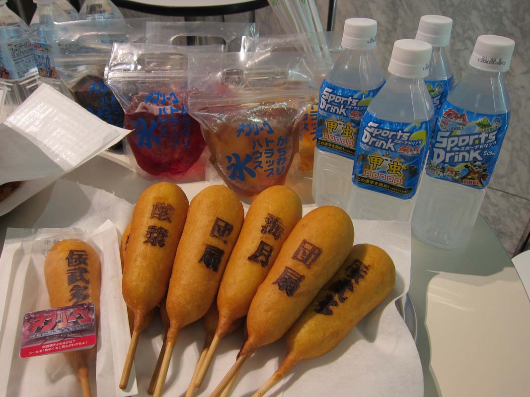 パン吉カフェには、難しい漢字の書かれたメニューも。遊びながら勉強もできる。