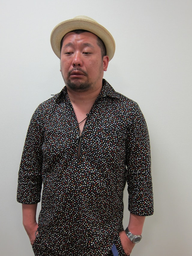 DVD「宮川大輔×ケンドーコバヤシのあんぎゃー～新潟ぶらりで旅トーク～」を発売したケンドーコバヤシ。ケンコバといえば「TENGA芸人」としても知られるが、あんぎゃーでは携帯せず。「そういう保険はかけませんよ。フラれた夜は右手で……」と男らしく語った。