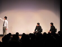 鬼ヶ島。みんなに人気の大川原先生の授業を楽しみにしている生徒たち。しかし大川原先生にはある怖い噂が。