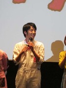 トーク中の西野。