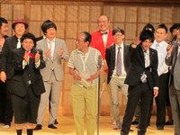 「第10回 漫才新人大賞」優勝のコンパス。