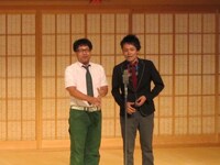 エレファントジョン。前回大賞発表時に「エレファントマン」と間違えられたことを漫才冒頭で語った。