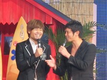 司会は品川庄司。庄司のプロポーズ秘話に、品川は「興味がないから知らなかった！」とビックリする場面も。