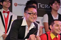 10時間のUstream生配信で「超能力に関する500個のトークや実演をする」というKICK☆。