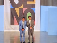 トリを飾ったナイツ。学生時代に好きだった歌を歌う塙。なかなか止まらない塙の歌に、土屋は「これ去年もやったな！」とツッコミ。