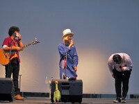 ファンをランナーと呼ぶ吉田山田はチャンに「ぜひ芸人ランナー代表に」と言うと、チャンは「いやいや、僕なんかが」と遠慮するも、すぐに「ありがとうございます！」とキレイに頭を下げた。