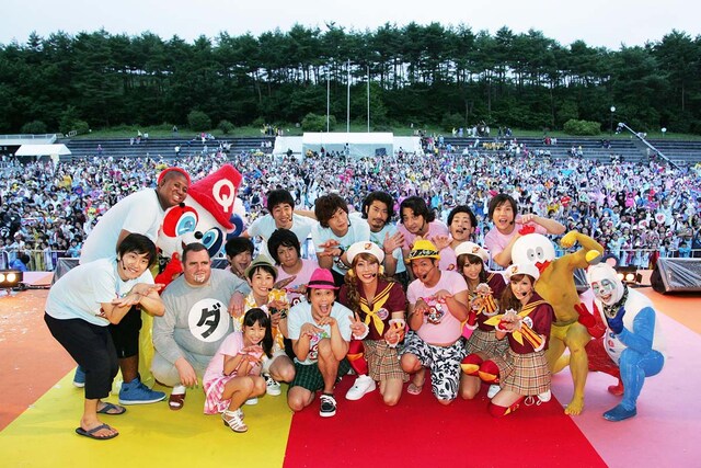 富士急ハイランドにて開催された「ピラメキサマーライブ2011 笑顔と元気だ！ ピラメQノ」。(c)テレビ東京