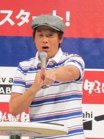 レッドが甲子園に出場した際のVTRでは、レッドの東山高校のすぐ後ろに桑田のPL学園が。懐かしそうに校歌を歌う場面も。