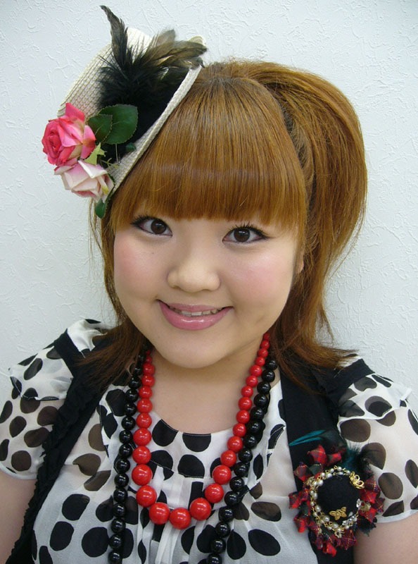 柳原可奈子