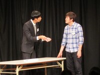 ラバーガール。予約したホテルに泊まろうとするが……。3回戦進出。