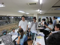 最終レースでは会場全員が大興奮。中には6Rから9Rまで4連勝した猛者も。