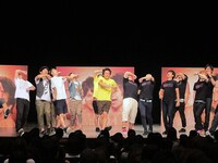 オープニングで滑った村上のギャグ「ゲ！」を最後は全員で。