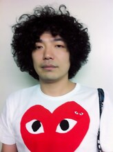 8月18日に北沢タウンホールで開催されるライブ「第一回『TVを意識したコントライブ』」で作家を務めるオコチャ。