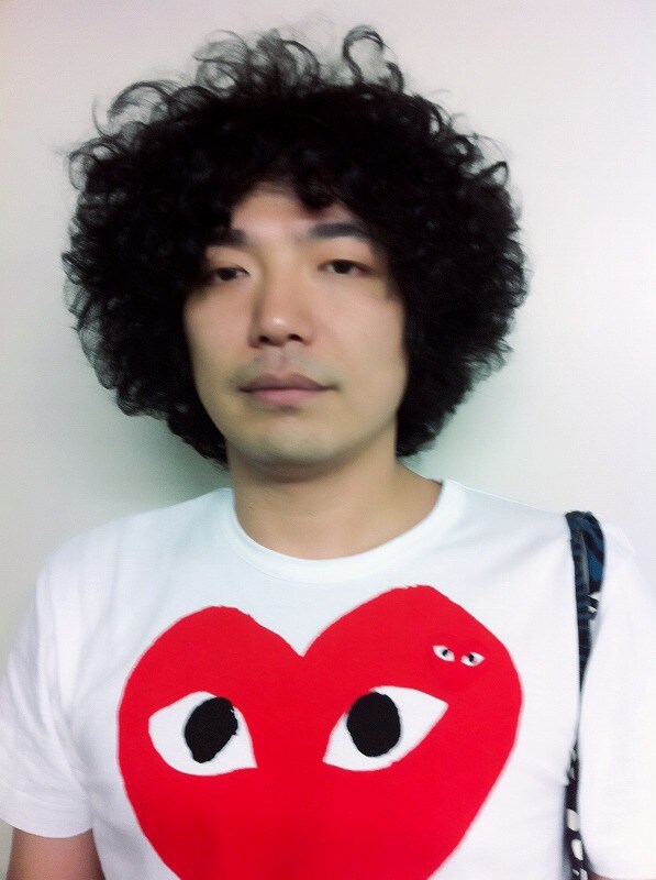 8月18日に北沢タウンホールで開催されるライブ「第一回『TVを意識したコントライブ』」で作家を務めるオコチャ。