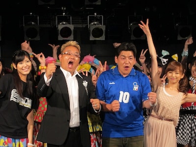 東京・原宿アストロホールにて行われた、バラエティ番組「サンドウィッチマンのご当地アイドル発掘団」（TOKYO MX）の夏祭りイベント。