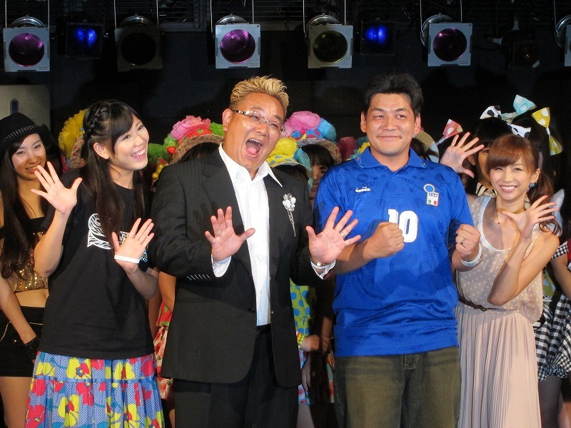 伊達はCMの初プロデュースに関して「いろんな方が見るので、僕らも気合入れて、忘れないようなCMにしたい」と意気込みを語った。