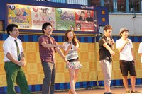 イベントに登場したエレファントジョン、KONAN、アンジャッシュ（左から）。