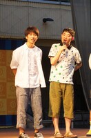 キングオブコメディ。高橋（左）はビートたけしや田村正和などのモノマネを披露した。