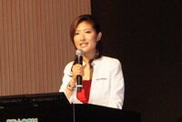 プレス発表会の進行を務めた古瀬絵理。