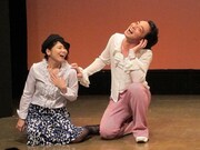 “フェロモン出てます斉藤”の相手役には女優の伊藤真奈美。竹内らから「あいつもクセあるなー」と顔をしかめられるほど、斉藤と息ピッタリの演技を繰り広げた。