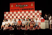 「キングオブコント2011」決勝戦に進出した8組。