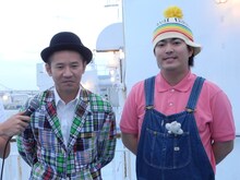 オモロー山下（左）とGO!皆川（右）。