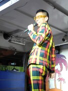 最後に笑福亭笑瓶に変身したCOWCOW多田。