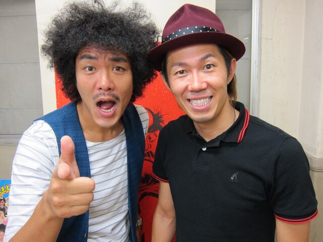 「トータルテンボス漫才ツアー2011『漫遊記』」で、香川、新潟、静岡、広島、札幌、名古屋、福岡、大阪、東京と、全国各地をまわるトータルテンボス。