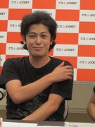 終始、無意識に瀧上に近寄るちゅうえい。最終的には瀧上側のモニターをわざわざ見ようとしていた。