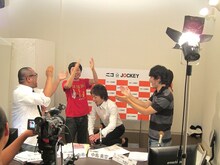 カオルがビンタされる場面では、普段見慣れないカオルの姿にジョーもすっぽん大学も大喜び。