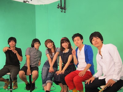 CSホームドラマチャンネルのスペシャル番組「第3回キッザニア東京お笑いコンテスト×松竹芸人」に登場するヒカリゴケ、梅小鉢、うしろシティ。