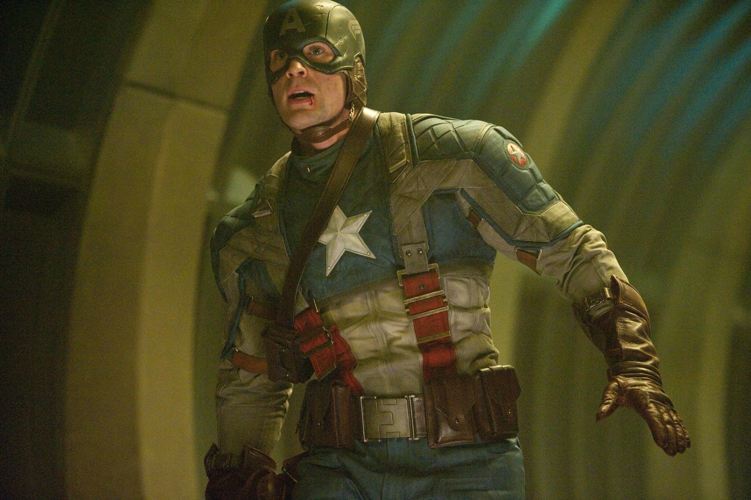 映画「キャプテン・アメリカ / ザ・ファースト・アベンジャー」の一場面。(c)2010 MVLFFLLC. TM & (c)2010 Marvel Entertainment, LLC and its subsidiaries. All rights reserved.