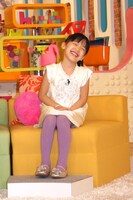 芦田愛菜。「ドラマではセリフがある。バラエティでは思ったことをしゃべるのがたのしい！」と女優らしいコメントを残した。