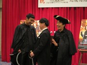 ケンカを始めるとキスで仲直り。恥ずかしそうにする上島は肥後から「ニヤニヤするなよ」と言われてしまった。