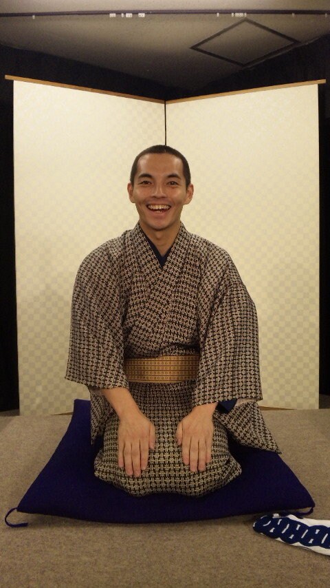 末髙斗夢が落語家に転身し「三遊亭こうもり」として再始動。レギュラー出演中の「大竹まことゴールデンラジオ」（文化放送）のみ、今まで通り末髙斗夢名義で出演する。