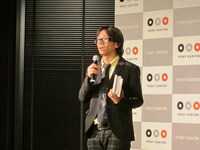 司会を務めたどきどきキャンプ佐藤。DVD第6巻「トシちゃんまんじゅう、おまんじゅう編」には、若林のプライベートにしばしば翻弄される佐藤の代役を探す「サトミツの代わりを探そう」も収録。