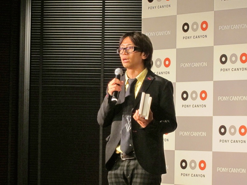 司会を務めたどきどきキャンプ佐藤。DVD第6巻「トシちゃんまんじゅう、おまんじゅう編」には、若林のプライベートにしばしば翻弄される佐藤の代役を探す「サトミツの代わりを探そう」も収録。