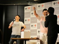 11番の女性が黄金のブリーフを希望したため、「絶対に11番を引け」と若林がプレッシャー。春日も「なぜ私が春日と呼ばれているか証明する」と意気込むも、引いたのは99番と、ぞろ目違いとなった。