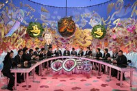 DVD「人志松本の○○な話 誕生編～後期～」の一場面。(c)2011フジテレビジョン／吉本興業株式会社