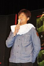 「大明神の靴運び」として登場した野性爆弾・ロッシー。