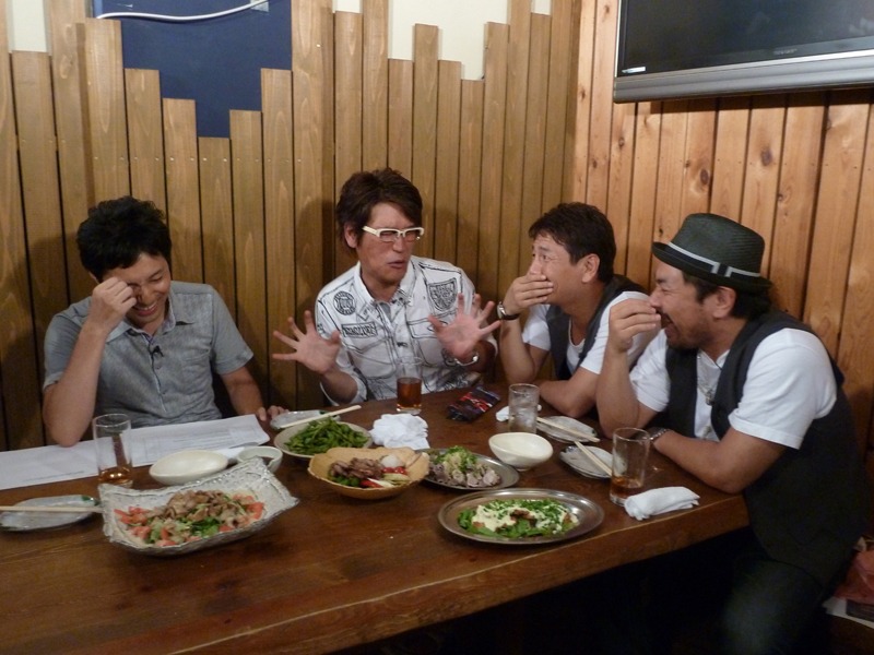 「上田ちゃんネル」の一場面。(c)テレビ朝日