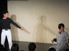 うしろシティは、手術を嫌がる少年と野球選手のコントを披露。「キングオブコント」の話になると、スパローズ大和がKOCをまったく見ていないことが発覚。