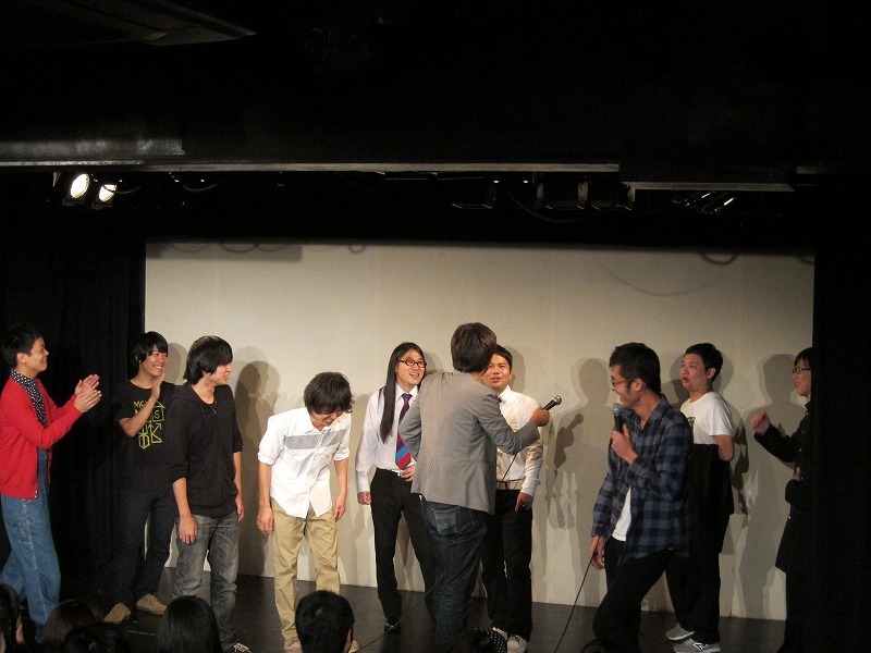 天狗の話から、ラフ・コントロール重岡の鬼ヶ島・野田に対するムチャブリの話に突入。