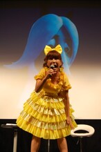 「豆富小僧」で「702番狸」の役を演じたはるな愛。試写会イベントでは公開アテレコも行われた。